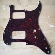 PICKGUARD STRAT HH TOGGLE SWITCH TORTOISE INTENSE