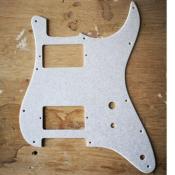 PICKGUARD STRAT HH TOGGLE SWITCH SILVER SPARKLE