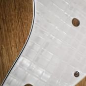 PICKGUARD STRAT H HUMBUCKER PEARL WHITE WEBBING BOSTON