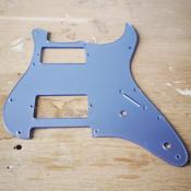 PICKGUARD STRATOCASTER HH 2 POTS MIROIR FADE BLUE