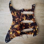 GAUCHER PICKGUARD SSS VINTAGE '62 MARBLE YELLOW