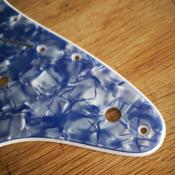 PICKGUARD STRAT SSH OCEAN BLUE HUMBUCKER AVEC CAPOT