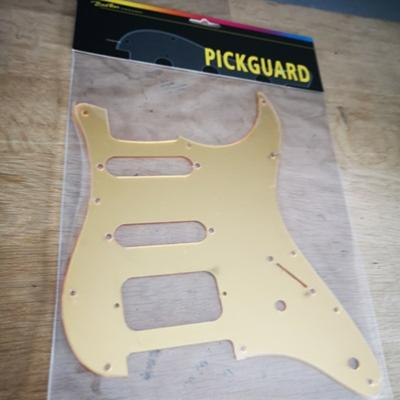 PICKGUARD STRAT SSH MIROIR DORE 2 POTS HUMBUCKER SANS CAPOT