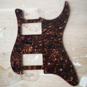 PICKGUARD STRATOCASTER HH CAPOTS TORTOISE BROWN PEARL